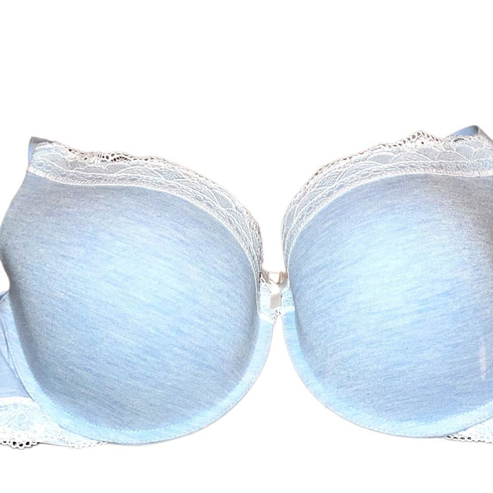 Dorina powder blue underwire bra with white lace trim Nwot